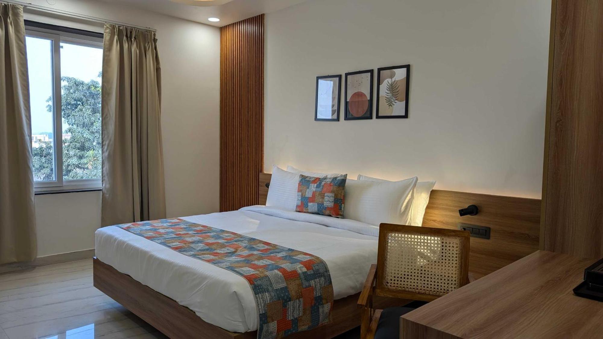 Hotel O Vasu Palace Ayodhya Экстерьер фото
